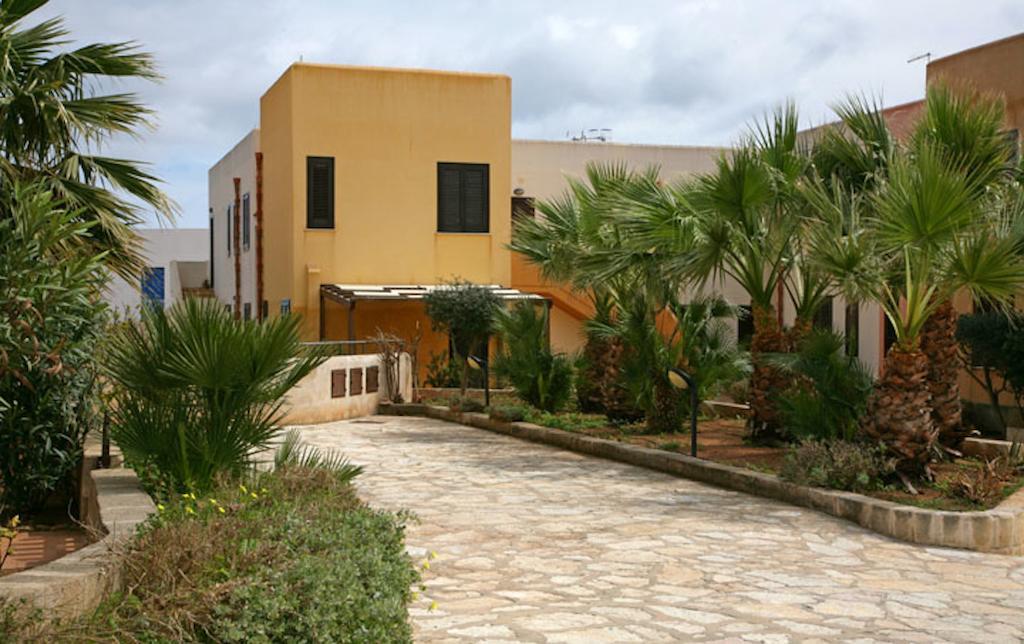 Residence Favonio Favignana Exterior photo